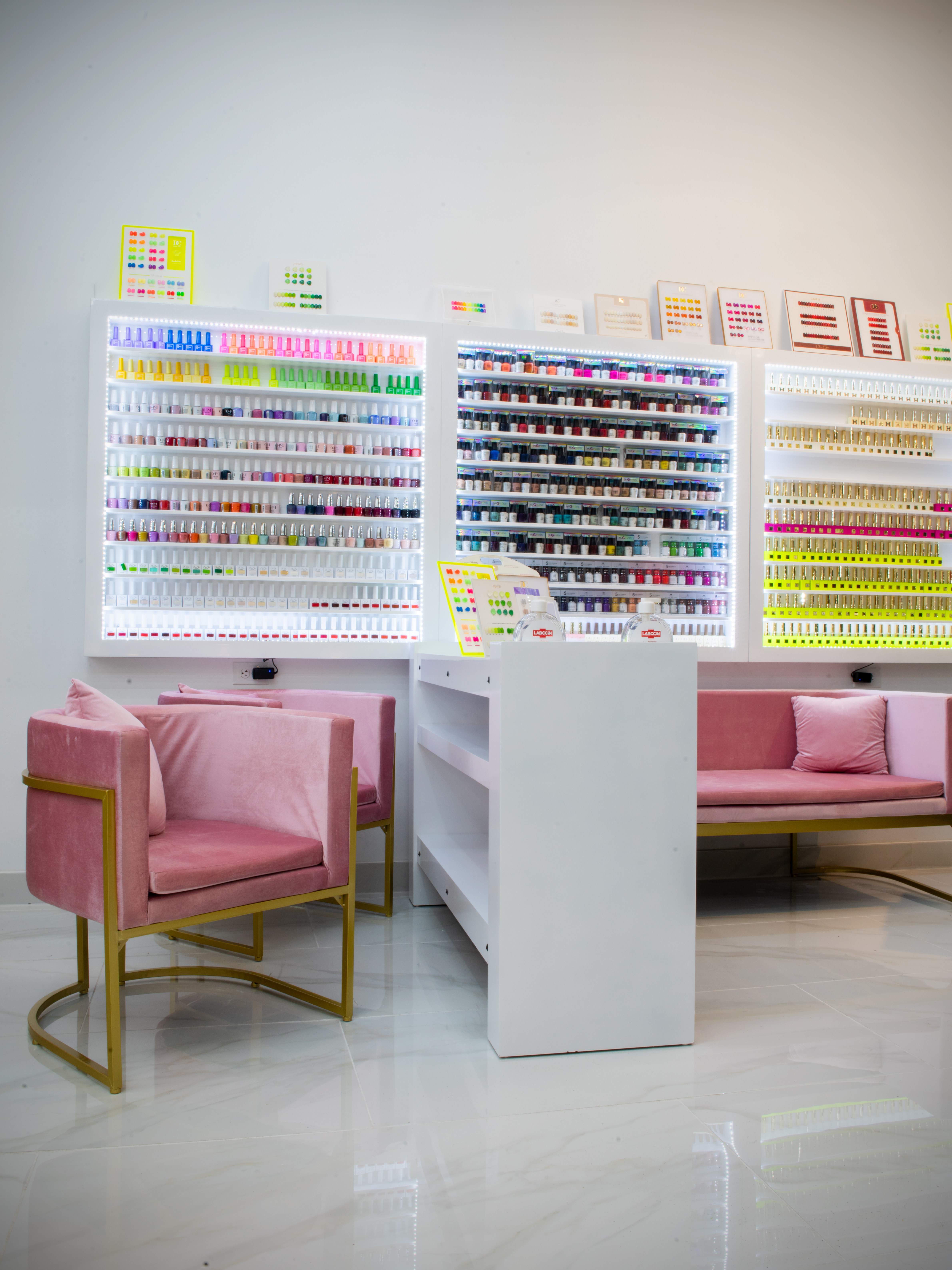 Gigi Nails & Spa gallery 3